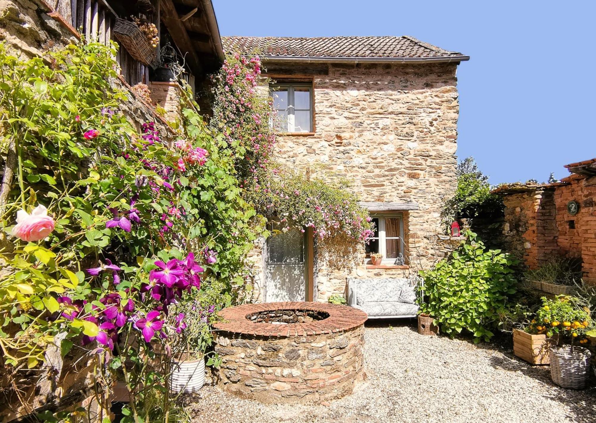 Chambres D'Hotes Le Puits D'Amour Mirandol-Bourgnounac Buitenkant foto